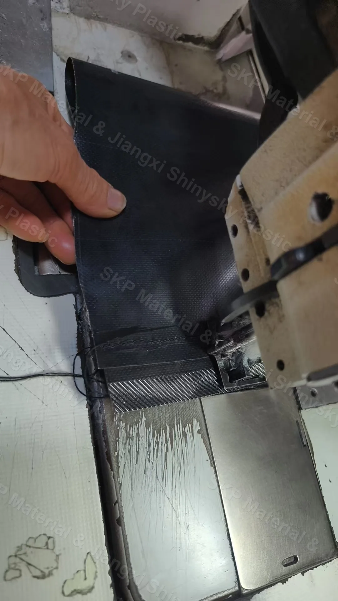 PVC curtain pocket sewing — fabrication detail at SKP